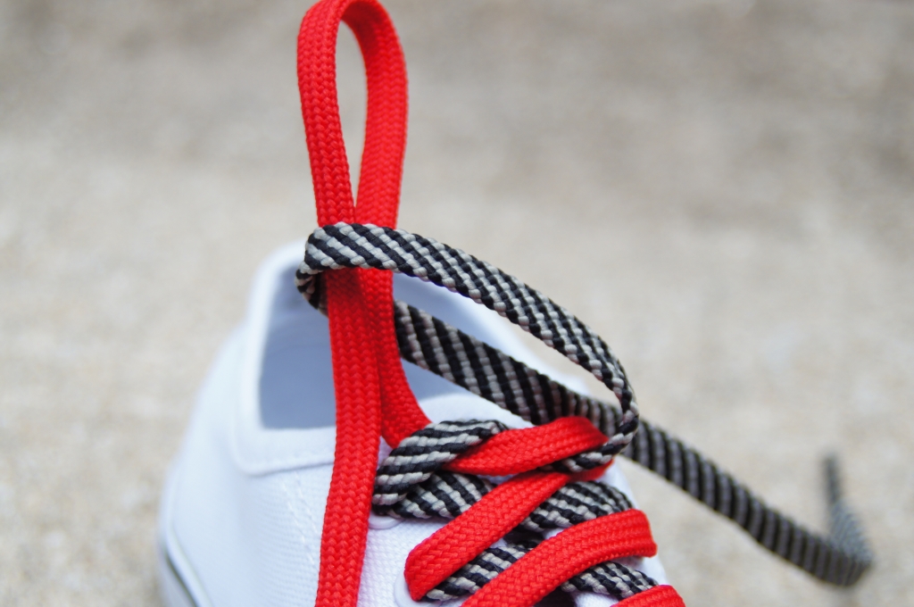 Easy Tie Wrap 2 - Easy Tie Shoelaces